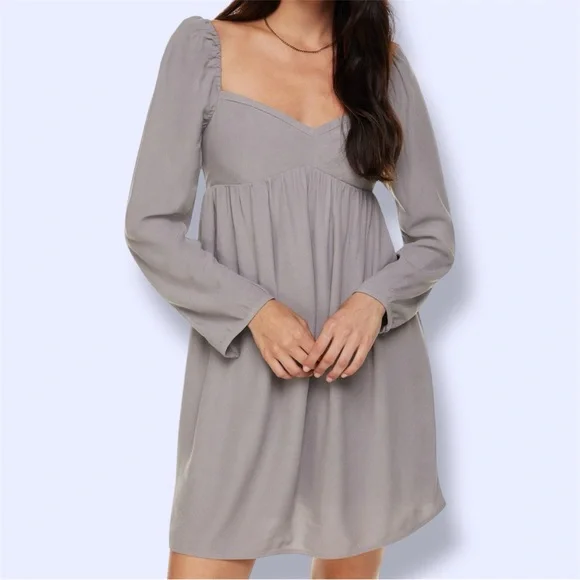 Aritzia Sunday Best Halle Dress - Picture 1 of 9